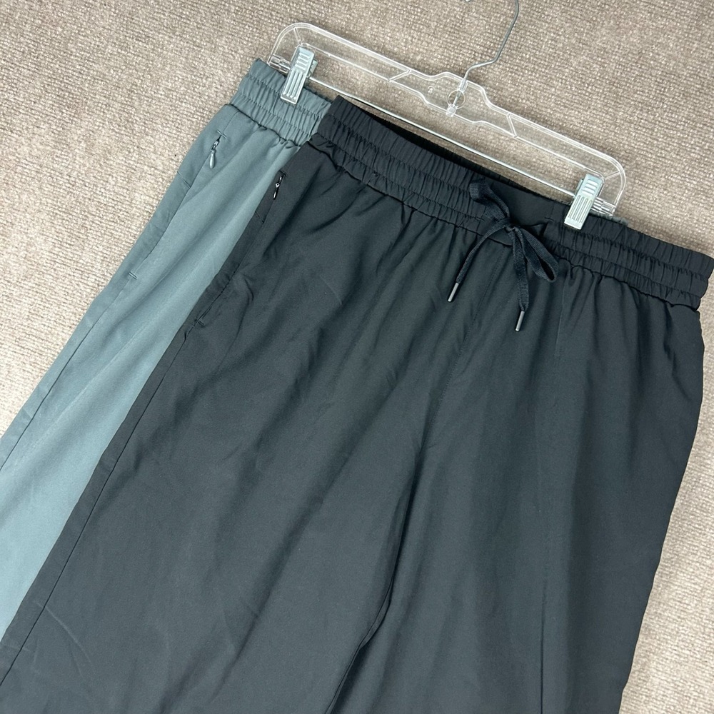 ISEEGZ Capri Pants Womens Large Gray Black Gym Athleisure Drawstring Lot of 2